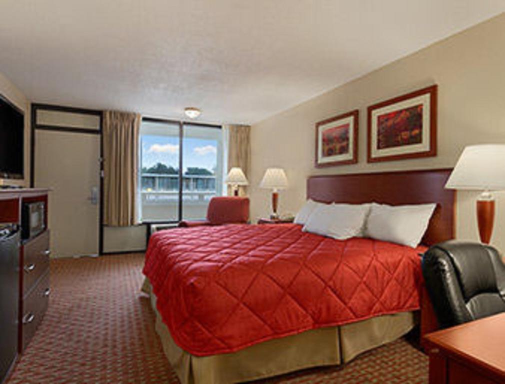 Ramada Burlington Hotel And Conference Center Zimmer foto